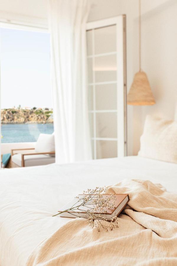 Apartamento Las Golondrinas Arenal - Adults Only Arenal d'en Castell Exterior photo